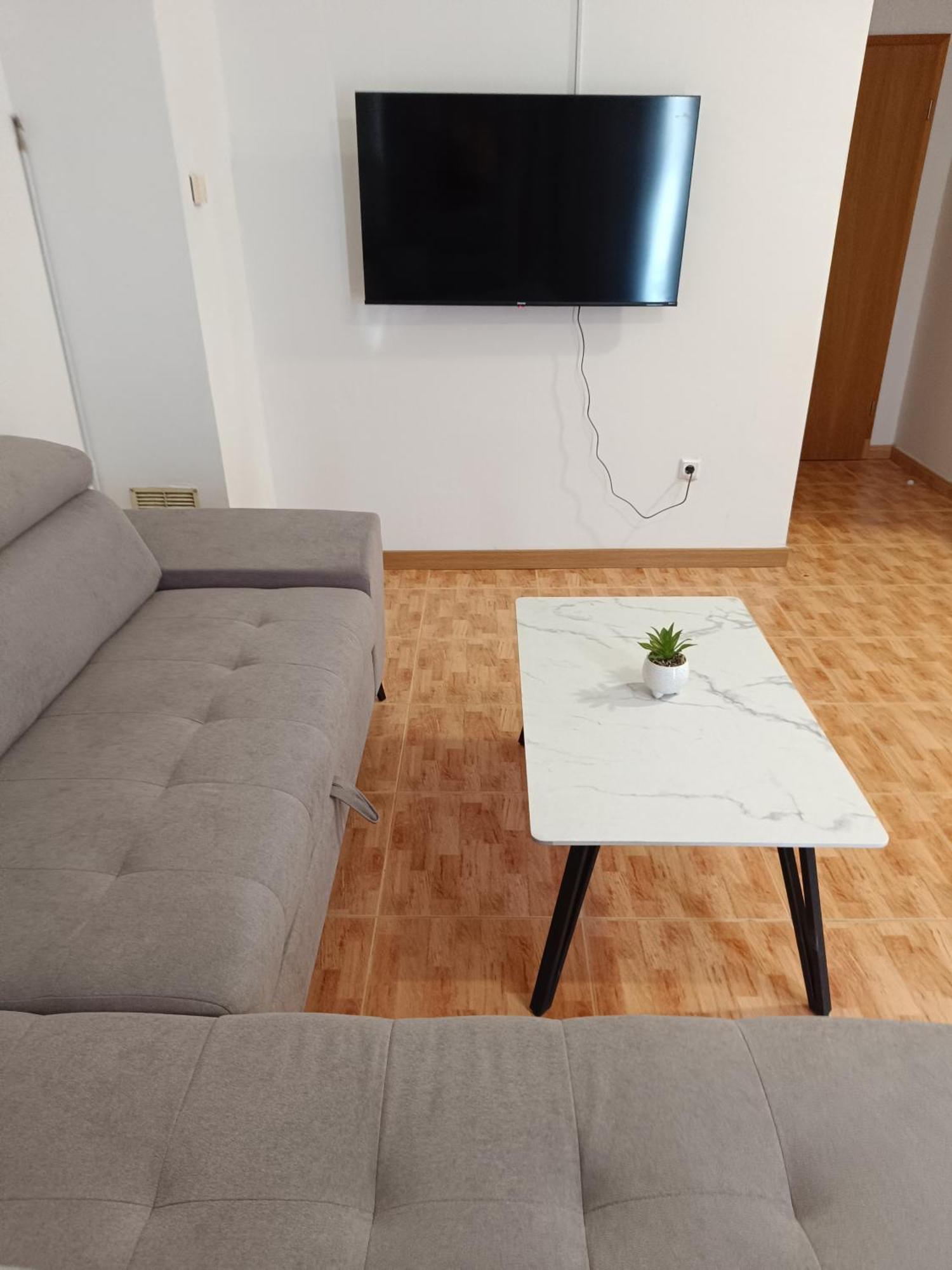 Apartmani "Radi" Baška Voda Esterno foto