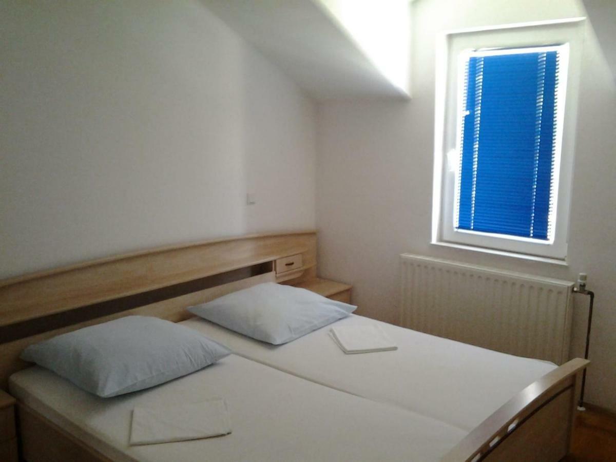 Apartmani "Radi" Baška Voda Esterno foto