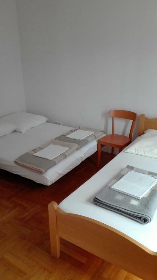 Apartmani "Radi" Baška Voda Esterno foto